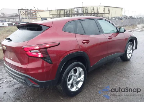 2025 Chevrolet Trax Fwd Ls z USA, uszkodzony, nr VIN KL77LFEP8SC246775